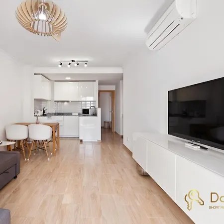 Cozy Apartment With Sea View And Private Parking In Fuengirola Exterior photo